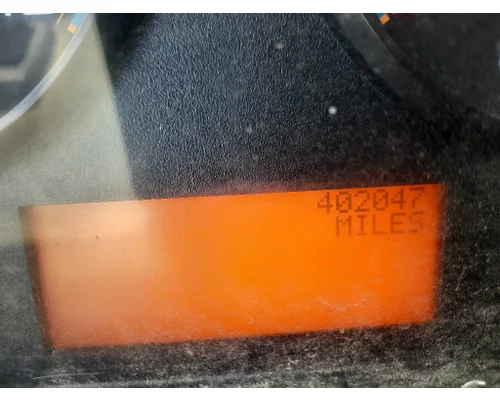 INTERNATIONAL 4400 CAB