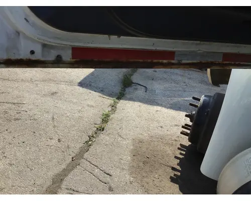INTERNATIONAL 4400 CAB