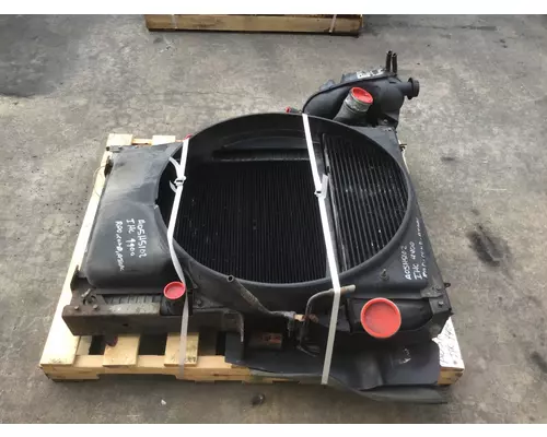 INTERNATIONAL 4400 COOLING ASSEMBLY (RAD, COND, ATAAC)