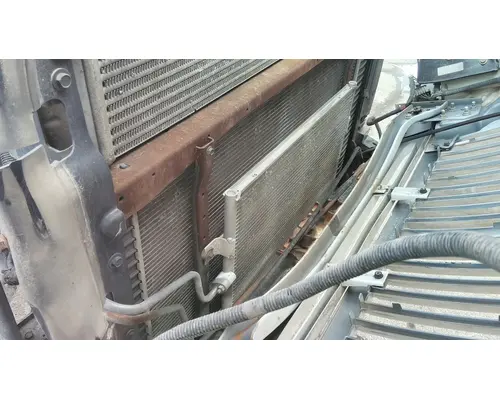 INTERNATIONAL 4400 COOLING ASSEMBLY (RAD, COND, ATAAC)