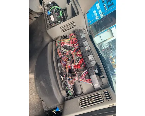 INTERNATIONAL 4400 Cab Mount