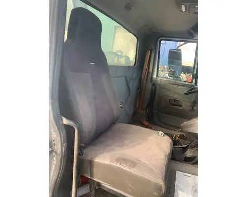 INTERNATIONAL 4400 Cab Mount