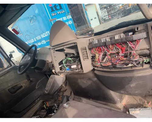 INTERNATIONAL 4400 Cab Mount