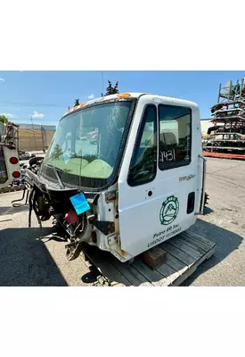 INTERNATIONAL 4400 Cab