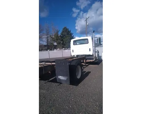 INTERNATIONAL 4400 Cab
