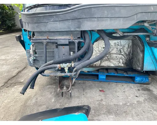 INTERNATIONAL 4400 Cab