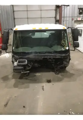 INTERNATIONAL 4400 Cab