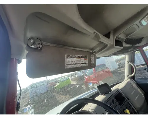 INTERNATIONAL 4400 Cab