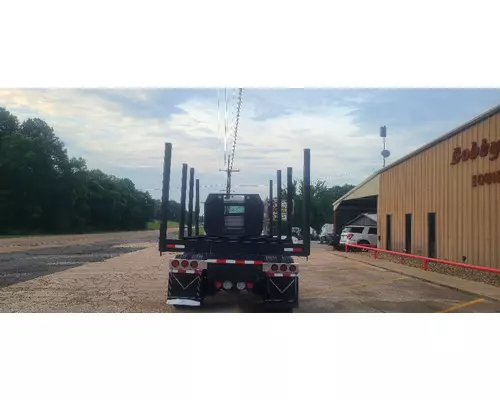 INTERNATIONAL 4400 Complete Vehicle