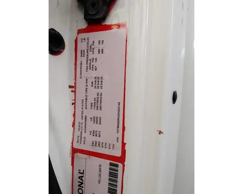 INTERNATIONAL 4400 Complete Vehicle