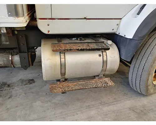 INTERNATIONAL 4400 Complete Vehicle