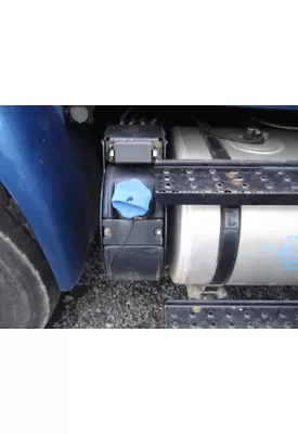INTERNATIONAL 4400 DEF TANK