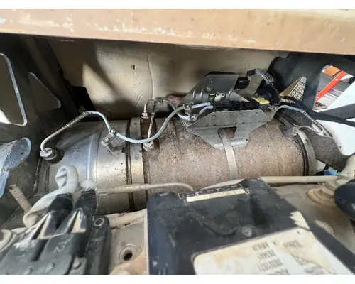 INTERNATIONAL 4400 DEF Tank2