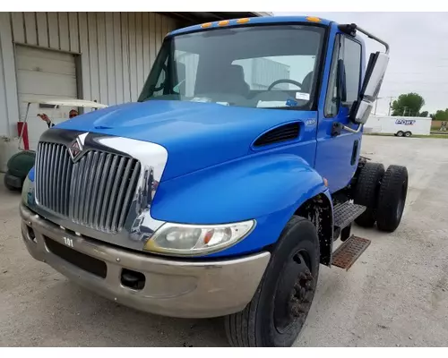 INTERNATIONAL 4400 DISMANTLED TRUCK