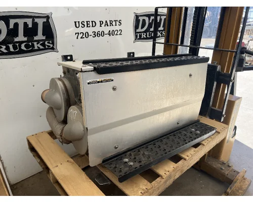 INTERNATIONAL 4400 DPF (Diesel Particulate Filter)