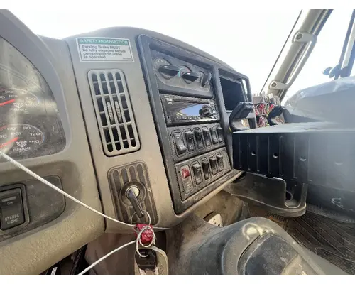 INTERNATIONAL 4400 Dash Assembly