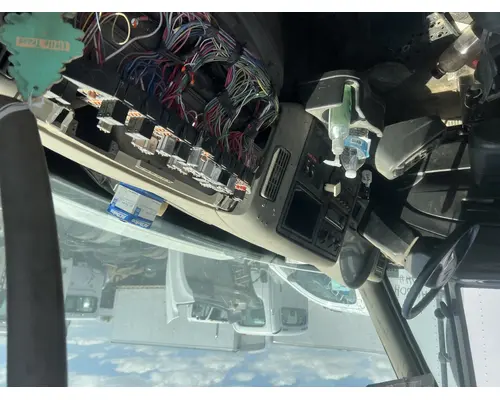 INTERNATIONAL 4400 Dash Assembly