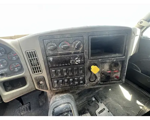INTERNATIONAL 4400 Dash Assembly