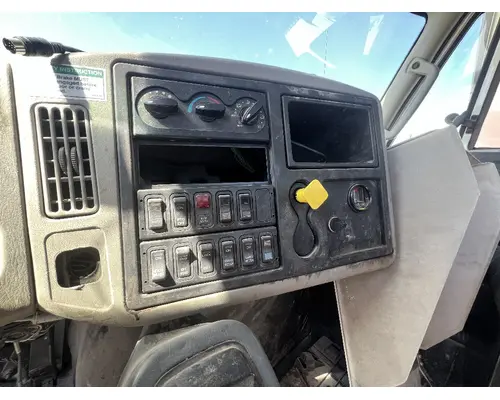 INTERNATIONAL 4400 Dash Assembly