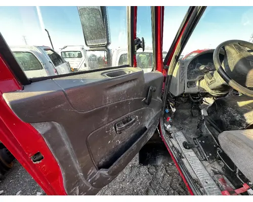 INTERNATIONAL 4400 Door Assembly, Front