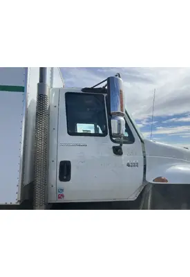 INTERNATIONAL 4400 Door Assembly, Front