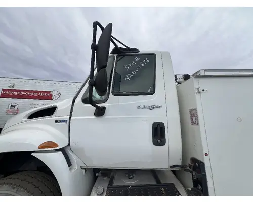 INTERNATIONAL 4400 Door Assembly, Front