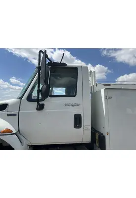INTERNATIONAL 4400 Door Assembly, Front