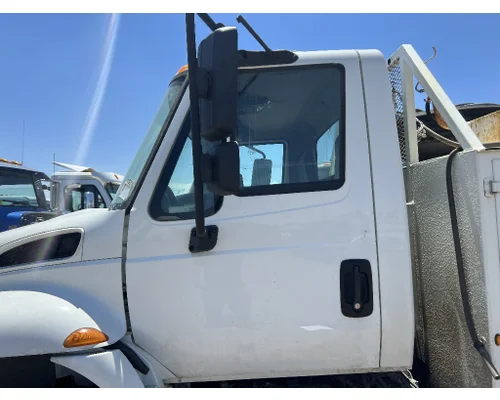 INTERNATIONAL 4400 Door Assembly, Front