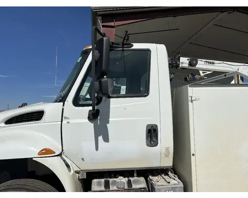 INTERNATIONAL 4400 Door Assembly, Front