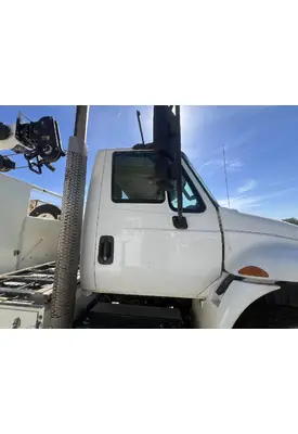 INTERNATIONAL 4400 Door Assembly, Front