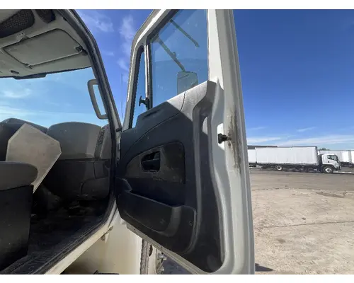 INTERNATIONAL 4400 Door Assembly, Front