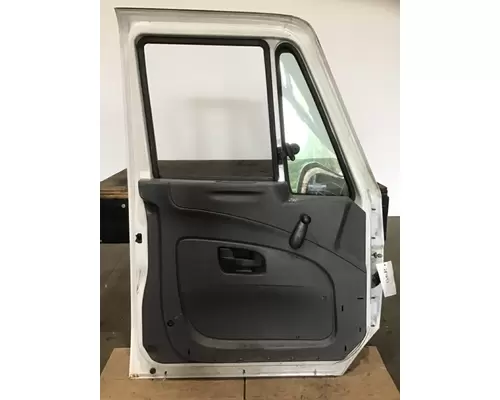 INTERNATIONAL 4400 Door Assembly