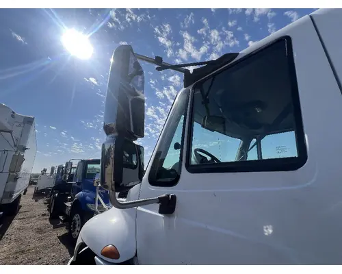 INTERNATIONAL 4400 Door Vent Glass, Front