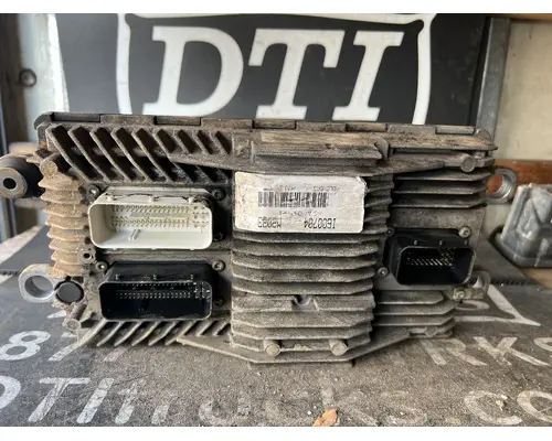 INTERNATIONAL 4400 ECM