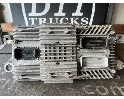 INTERNATIONAL 4400 ECM