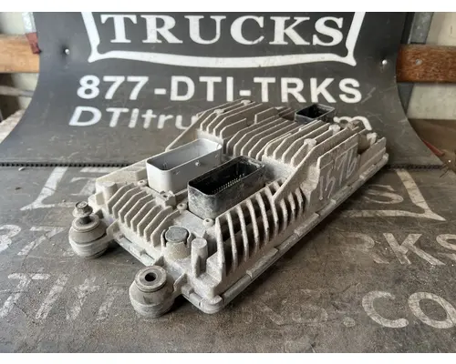 INTERNATIONAL 4400 ECM