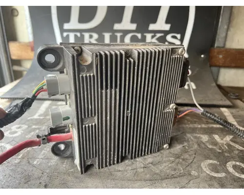 INTERNATIONAL 4400 ECM