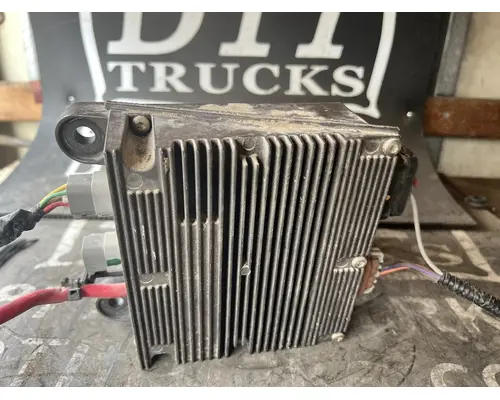 INTERNATIONAL 4400 ECM