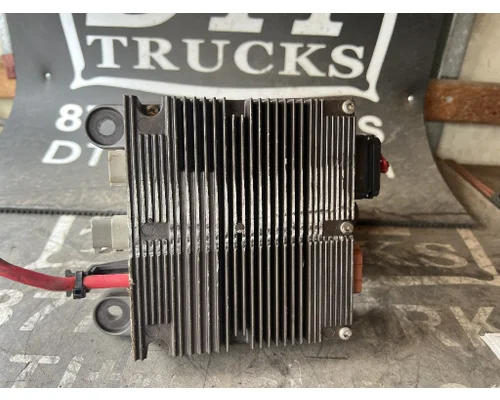 INTERNATIONAL 4400 ECM