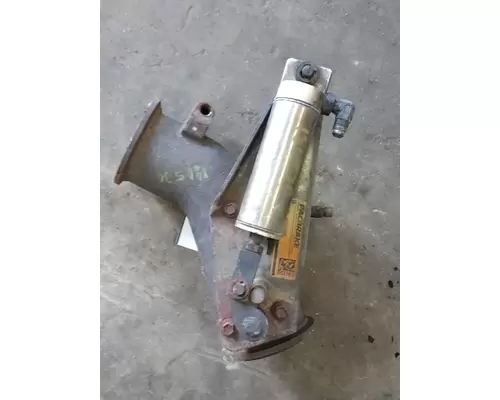 INTERNATIONAL 4400 Exhaust, Brake