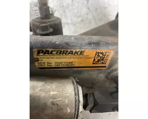 INTERNATIONAL 4400 Exhaust, Brake