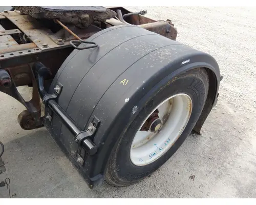 INTERNATIONAL 4400 FENDER, QUARTERHALF REAR