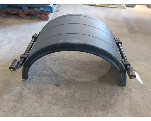 INTERNATIONAL 4400 FENDER, QUARTERHALF REAR