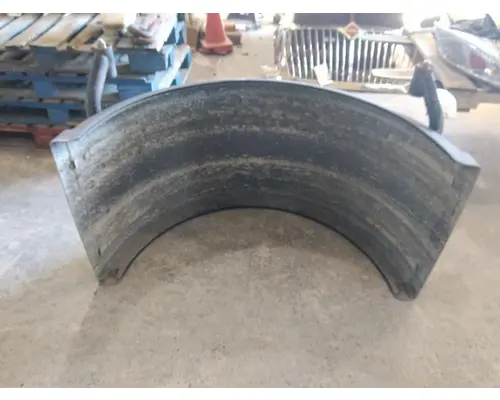 INTERNATIONAL 4400 FENDER, QUARTERHALF REAR
