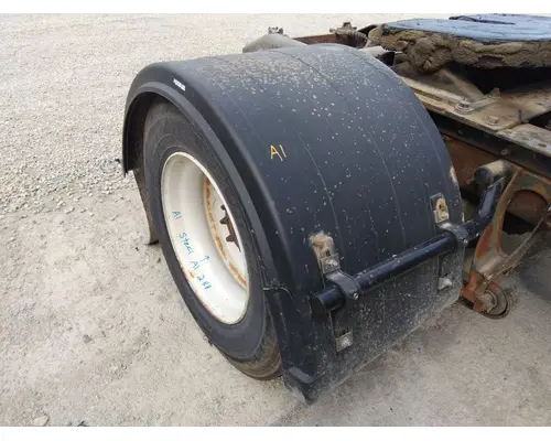 INTERNATIONAL 4400 FENDER, QUARTERHALF REAR
