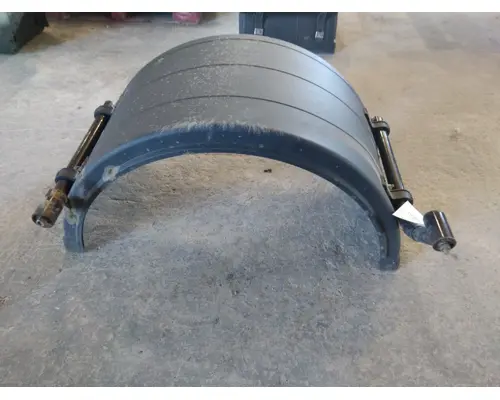 INTERNATIONAL 4400 FENDER, QUARTERHALF REAR