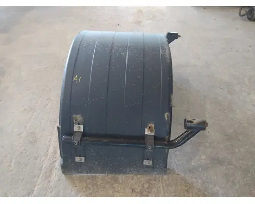 INTERNATIONAL 4400 FENDER, QUARTERHALF REAR