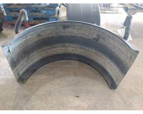 INTERNATIONAL 4400 FENDER, QUARTERHALF REAR