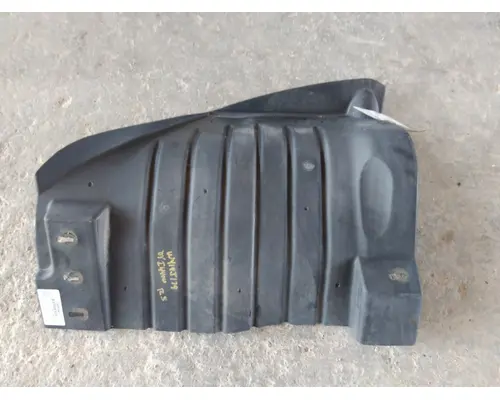 INTERNATIONAL 4400 FENDER, SPLASH SHIELDGUARD