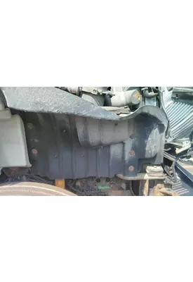 INTERNATIONAL 4400 FENDER, SPLASH SHIELD/GUARD